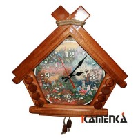 Часы Домик На охоте липа мореная